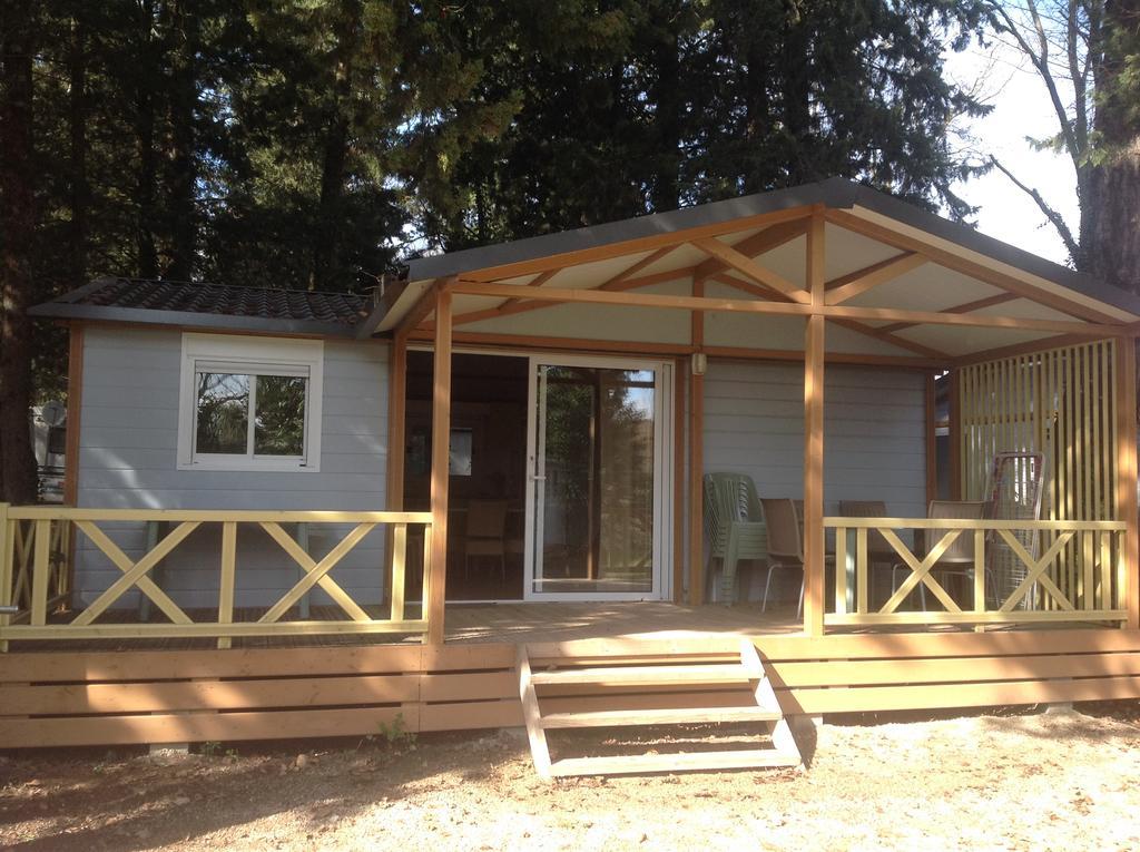 Camping La Vallee De 4*